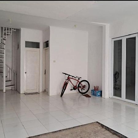 Villa Palm Hills Cilegon Extérieur photo
